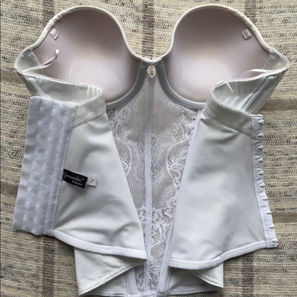 Cassandra Intimates Corset - Picture 4 of 8